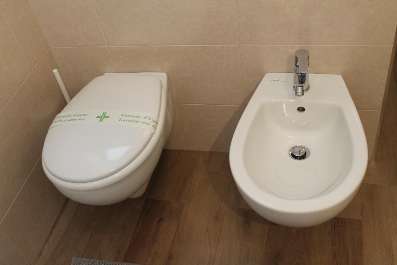 M&M Apartment Bari Buitenkant foto